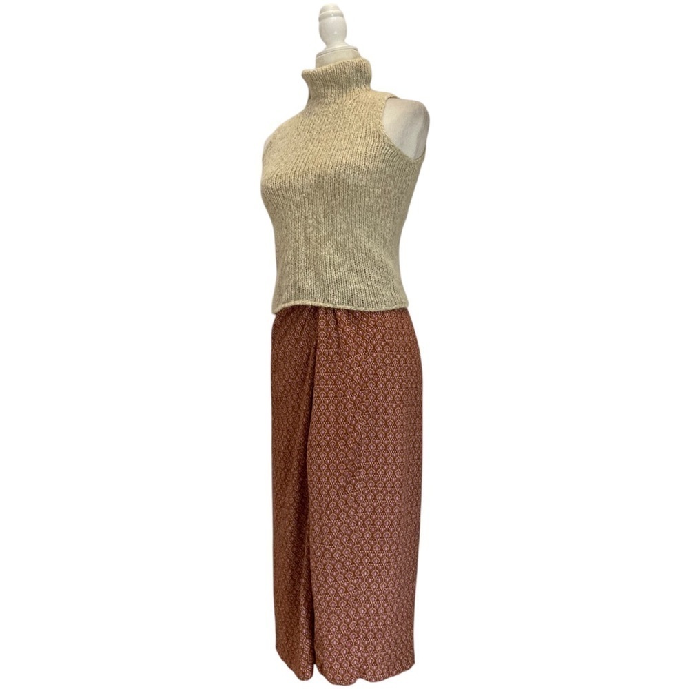 Maxmara Weekend Sleeveless Turtleneck Virgin Wool Blend Ribbed Luxe Knitwear